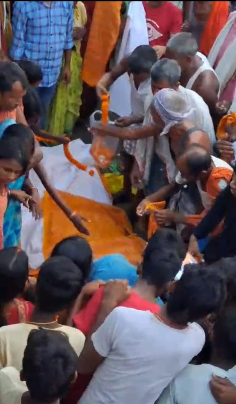 चतरा के प्रवासी मजदूर शीतल यादव की बिहार के कैमूर में मौत,