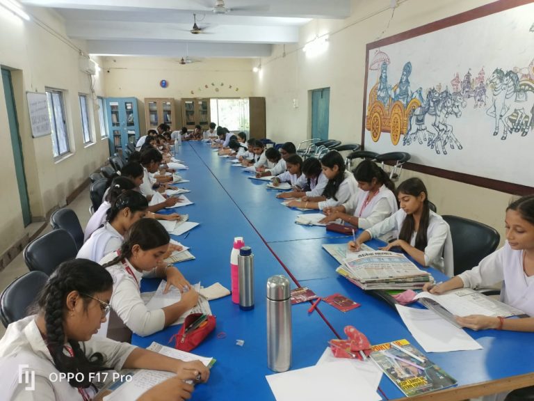 डी.ए.वी. कथारा में सीबीएसई निबंध लेखन प्रतियोगिता का आयोजन