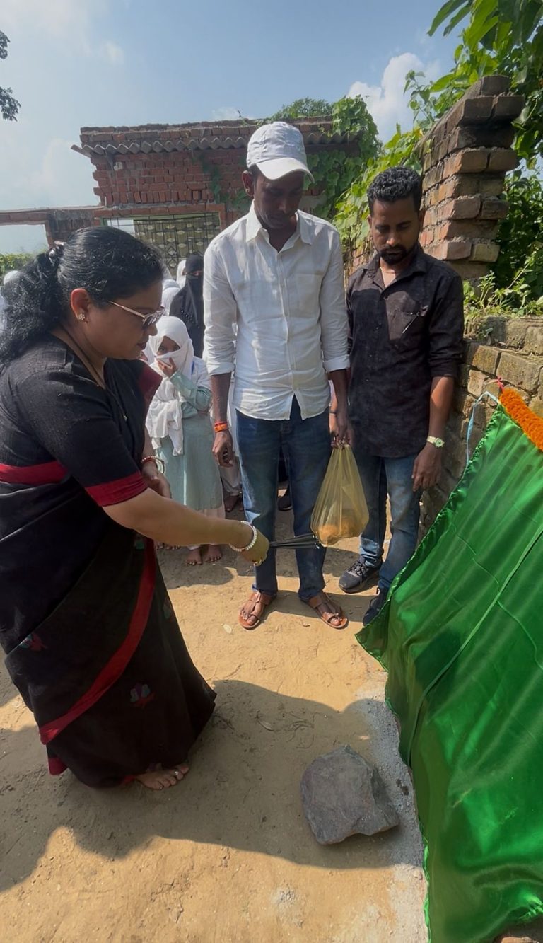 पूर्व विधायक बबीता देवी ने किया विभिन्न विकास कार्यों का शिलान्यास।