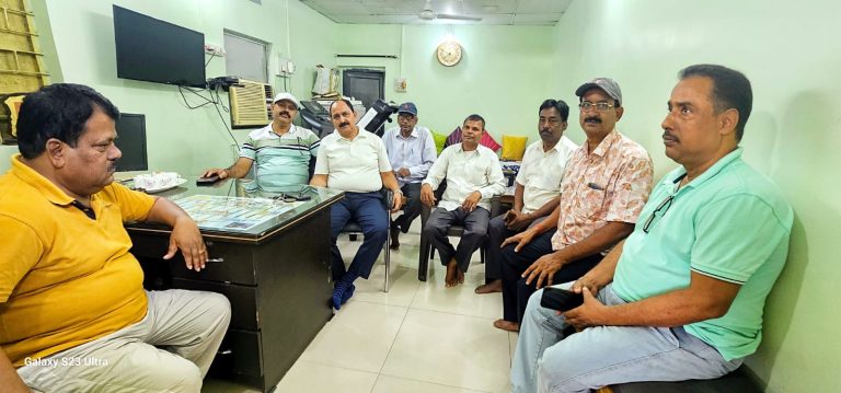 डीवीसी के सप्लाई मजदूरों ने चरणबद्ध आंदोलन का किया निर्णय