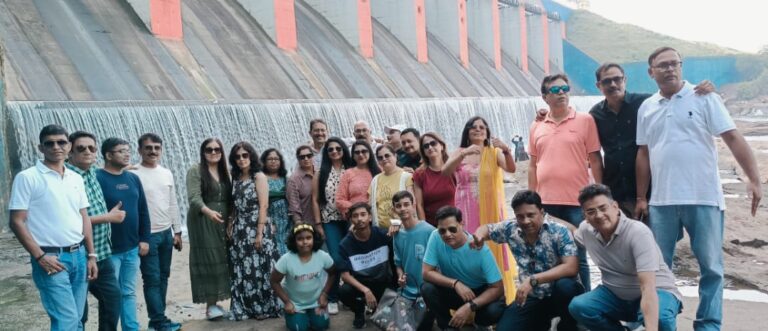 तेनुघाट — बेरमो अनुमंडल के पूर्व अनुमंडल पदाधिकारी अनंत कुमार एवं वर्तमान में स्वास्थ्य विभाग के उपसचिव