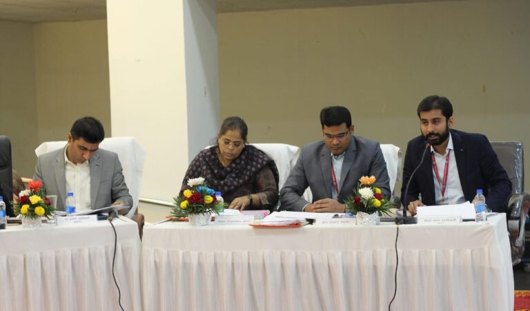 डीएमएफटी न्यास परिषद की बैठक में विभिन्न योजनाओं के प्रस्ताव पर हुई चर्चा