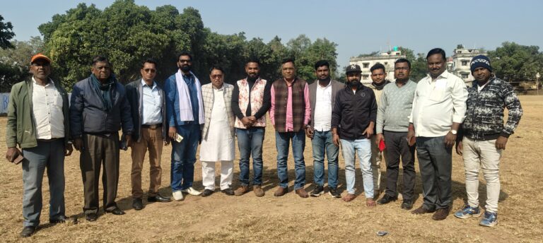 सासंद खेल महोत्सव आयोजन को सफल बनाने के लिए प्रहलाद महतो के अध्यक्षता में एक बैठक आयोजित की गई