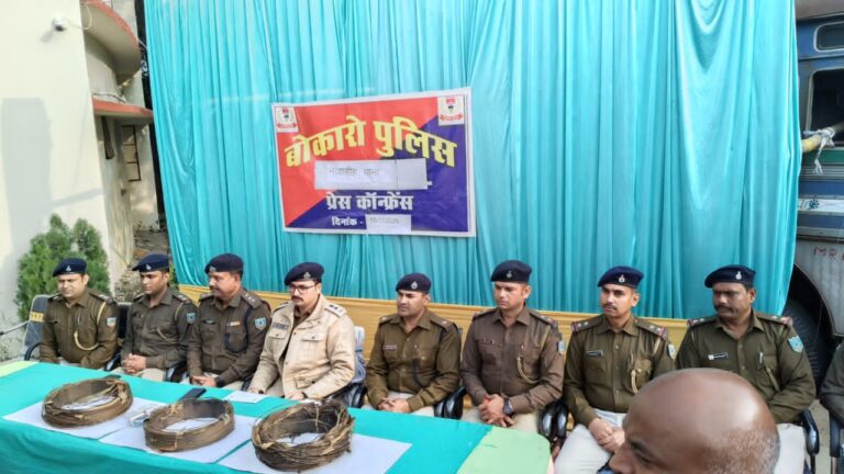 नावाडीह में ट्रांसफार्मर क्वाइल चोरी कांड का खुलासा, तीन अपराधी गिरफ्तार