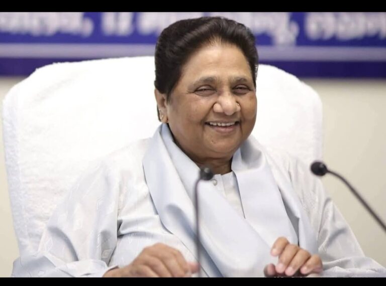 सुश्री बहन कुमारी मायावती का 70 वां जन्मदिन पर केक काट कर कल्याणकारी दिवस के रूप में मनाया गया। 