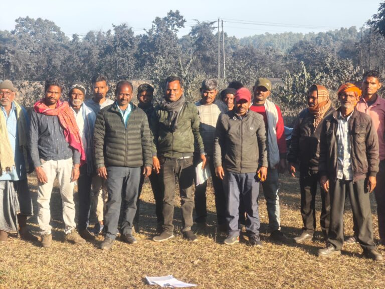 आम्रपाली शिवपुर रेलवे साइडिंग कोल ट्रांसपोर्टिंग जमीन संबंधित विस्थापित भू- रैयतो का बैठक संपन्न।