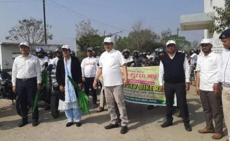 राष्ट्रीय सड़क सुरक्षा माह 2026 को लेकर बाइक रैली, नुक्कड़ नाटक एवं शपथ ग्रहण समारोह का आयोजन