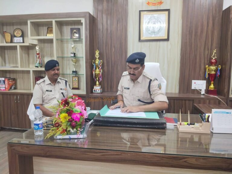 बेरमो के नए एसडीपीओ रविंद्र कुमार सिंह ने संभाला पदभार, अपराधियों को दी ‘जीरो टॉलरेंस’ की चेतावनी