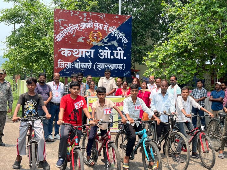 विश्व पर्यावरण दिवस पर साइकिल प्रतियोगिता, वृक्षारोपण एवं स्वच्छता का दिया गया संदेश