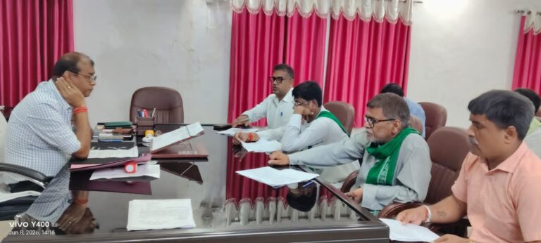 बेरमो में मतदाता सूची के विशेष गहन पुनरीक्षण को लेकर बैठक,