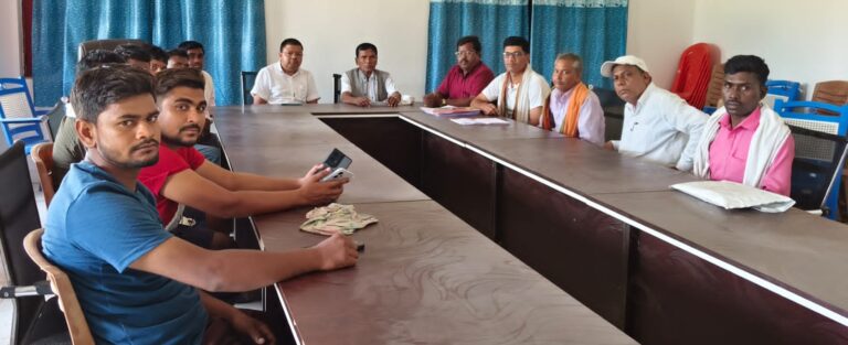 JMM ने एस आर आई से सबंधित कार्यकर्ताओ के साथ की बैठक