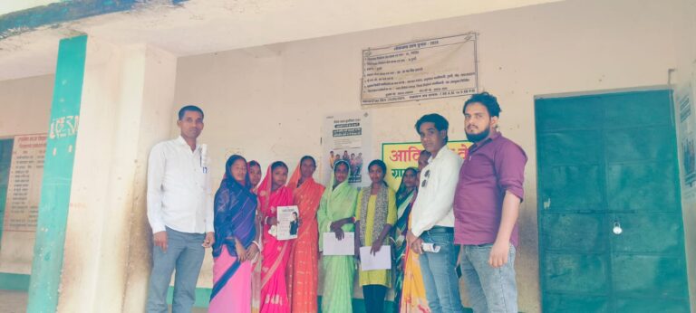 छछनंदो पंचायत में विशेष मतदाता पुनरीक्षण अभियान को लेकर बैठक, योग्य नागरिकों से फॉर्म-6 भरने की अपील