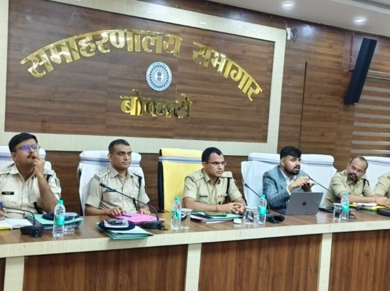 बोकारो: पुलिसिंग को ‘त्रुटिरहित’ बनाने के लिए लीगल वर्कशॉप, हाई कोर्ट के अधिवक्ता शाहबाज अख्तर ने दिए अहम सुझाव