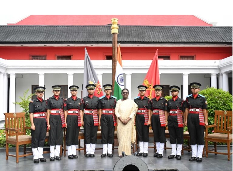 IMA पासिंग आउट परेड: राष्ट्रपति द्रौपदी मुर्मु ने ली सलामी; कहा— ‘महिला नेतृत्व वाले विकास का प्रेरणादायक उदाहरण’