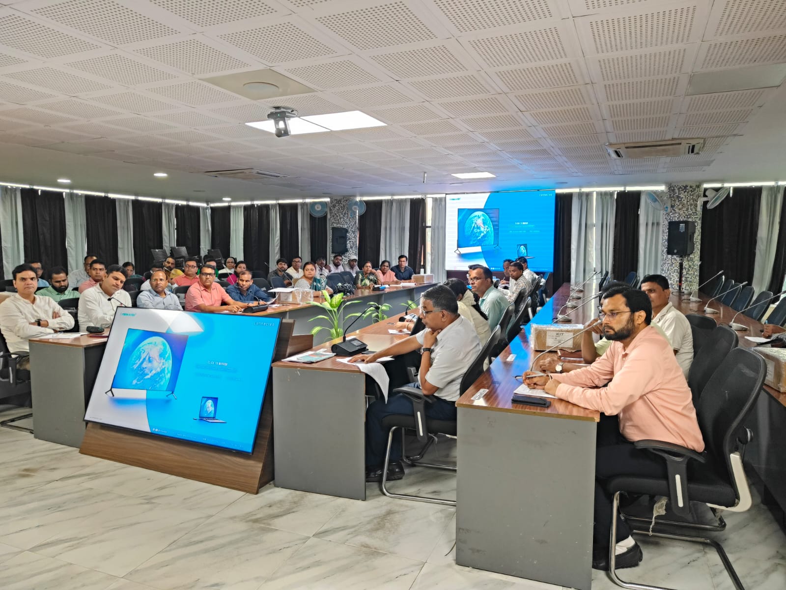 झारखंड क्षेत्रीय कार्यकर्ता प्रतियोगिता परीक्षा-2024 के कदाचारमुक्त एवं शांतिपूर्ण आयोजन को लेकर गिरिडीह जिला प्रशासन पूरी तरह तैयार…