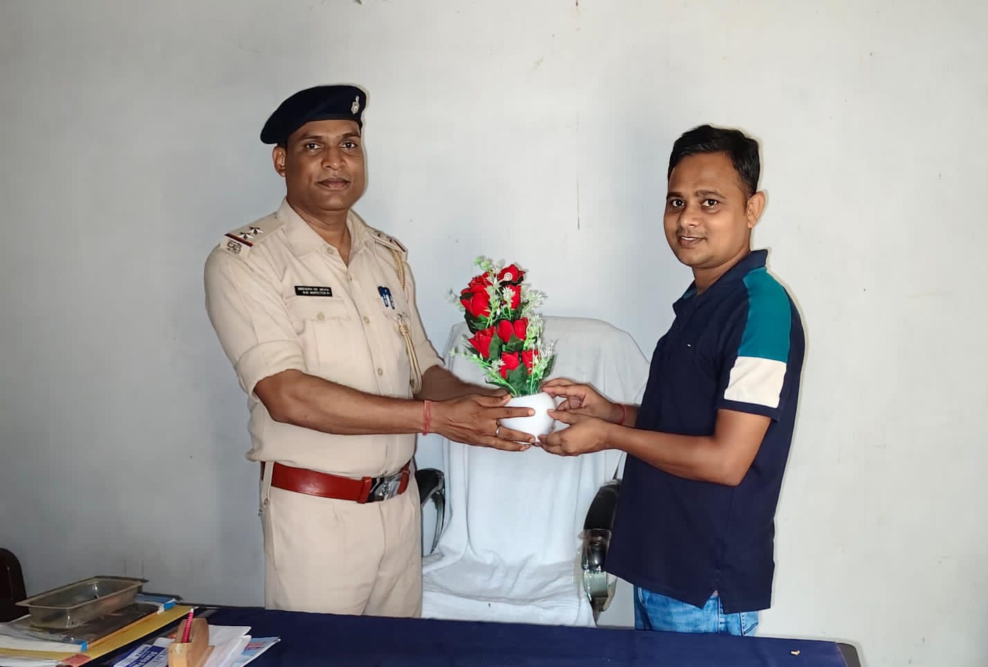 पदभार ग्रहण करते ही सड़क पर उतरे नए पिकेट प्रभारी, वाहन जांच अभियान चलाकर दिए यातायात सुरक्षा के निर्देश