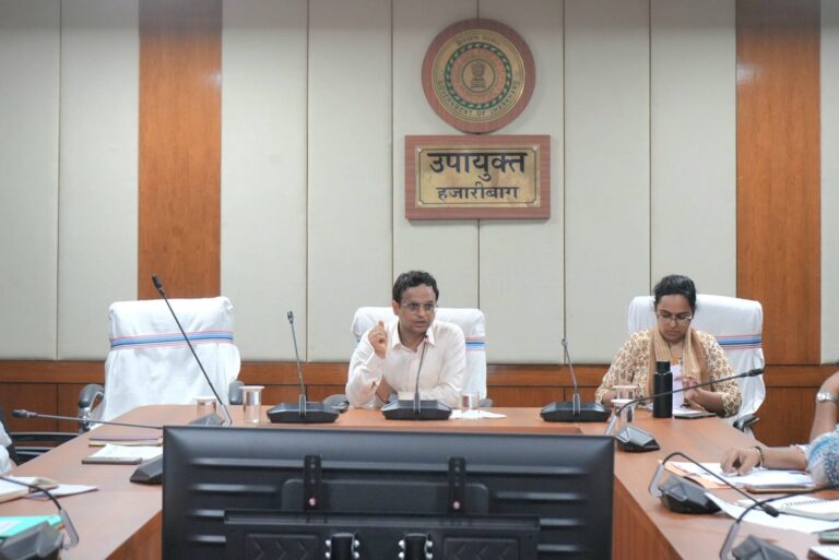 खाद की कालाबाजारी और तय दर से अधिक मूल्य वसूली पर होगी सख्त कार्रवाई: उपायुक्त हेमन्त सती