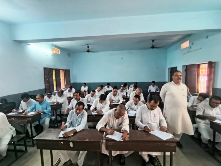 सरस्वती शिशु विद्या मंदिर, बरगंडा, गिरिडीह में आचार्यों की प्रांतीय निबंध प्रतियोगिता 2026 सम्पन्न