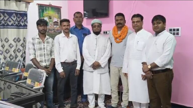इरबा पहुंचने पर जेकेएलएम के केंद्रीय उपाध्यक्ष शेख शाहिद का भव्य स्वागत